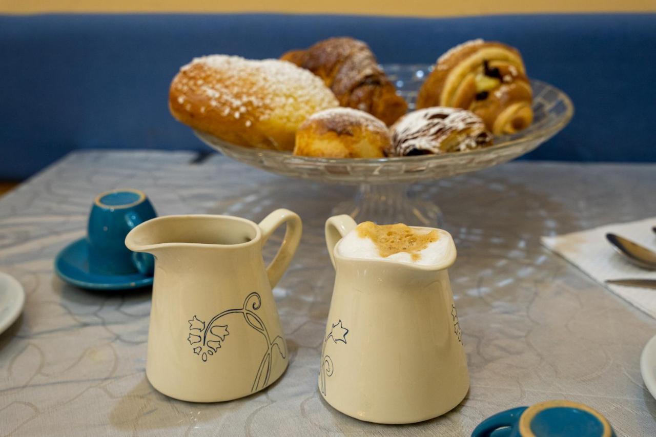 Monteoliveto Bed & Breakfast Наполи Екстериор снимка