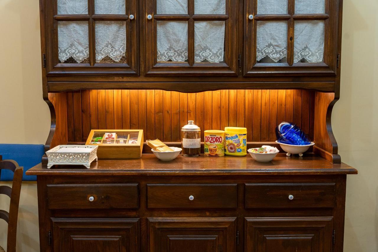 Monteoliveto Bed & Breakfast Наполи Екстериор снимка