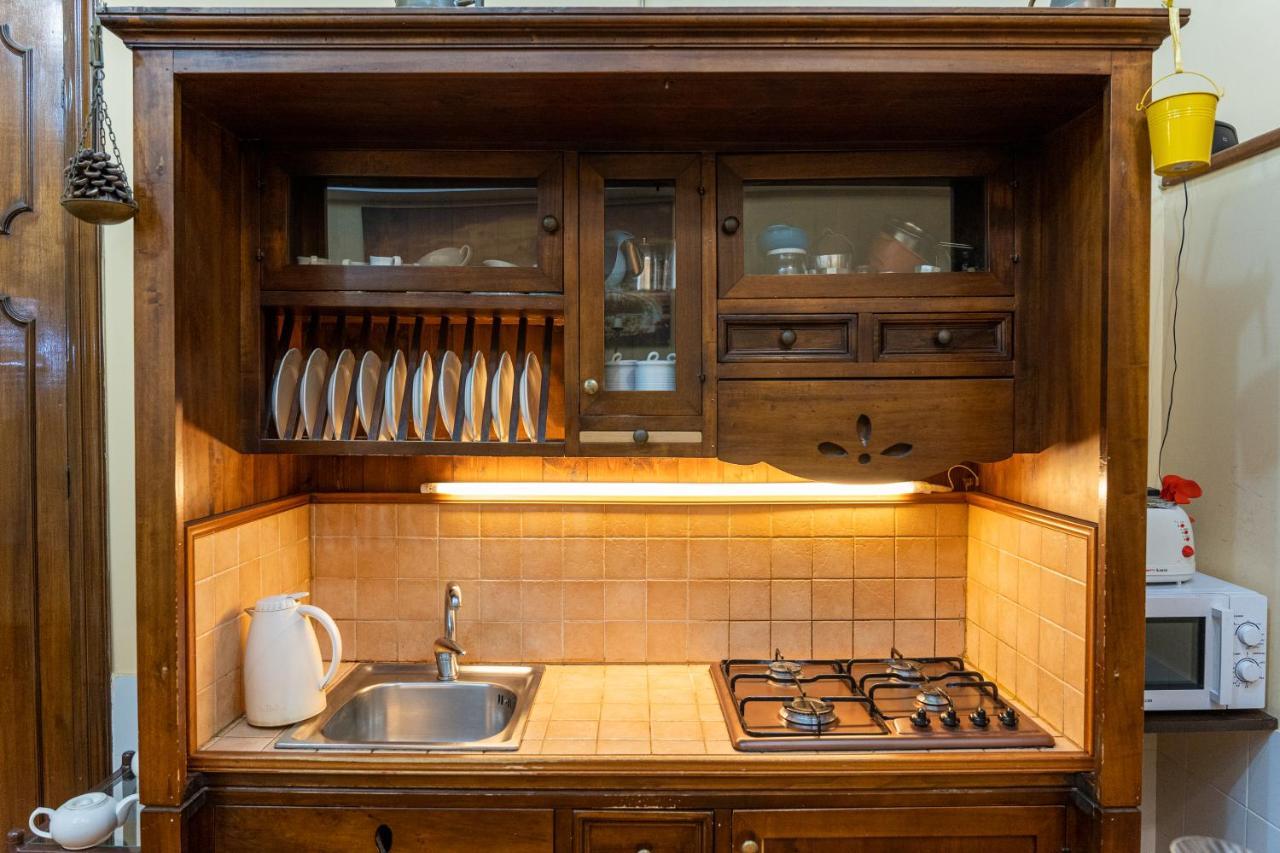 Monteoliveto Bed & Breakfast Наполи Екстериор снимка
