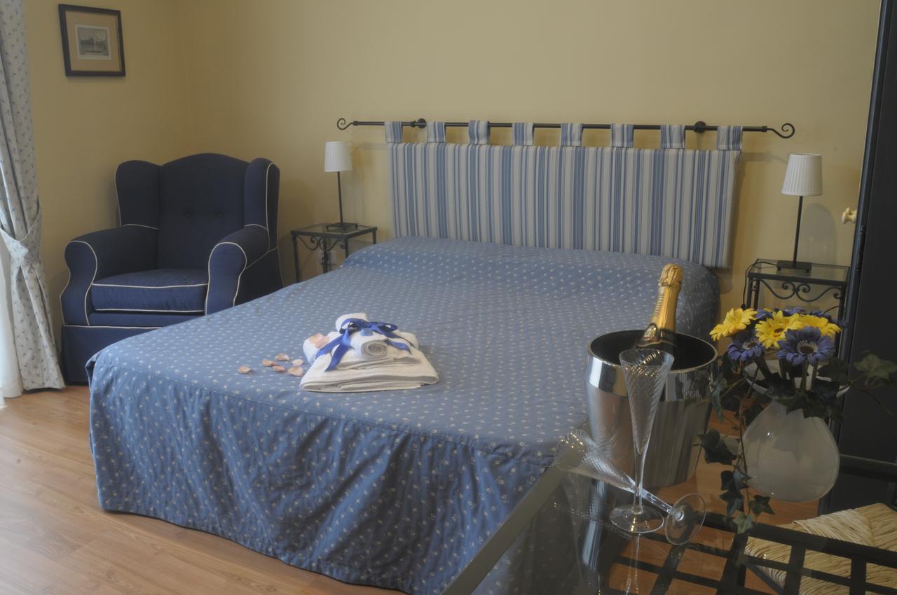 Monteoliveto Bed & Breakfast Наполи Екстериор снимка